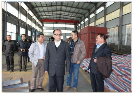 济南大学参观了淄博方亿除尘设备有限公司实践教学生产基地